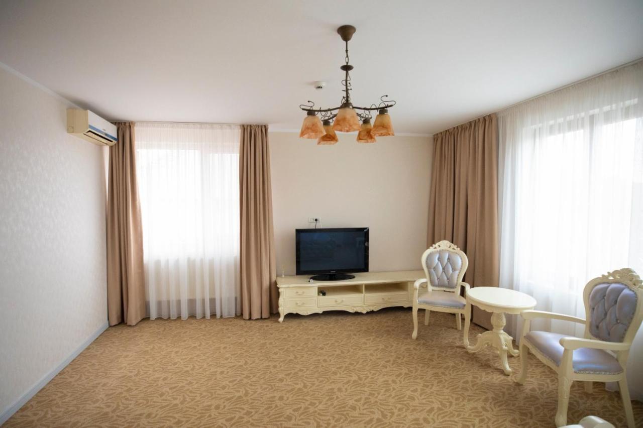 Regal Ballroom Karánsebes Kültér fotó